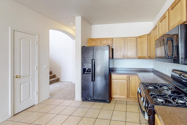 Building Photo - 6512 Los Pueblos Pl NW