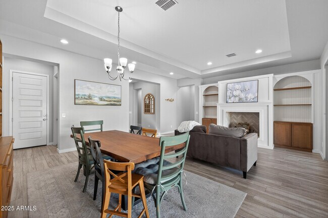 Building Photo - 20194 E Raven Dr