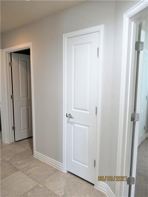 Building Photo - 106 Coyote Trail