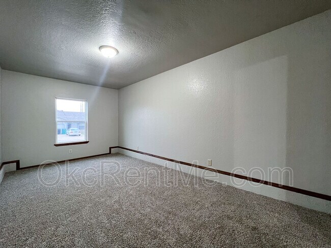Building Photo - 6801 Chisholm Ct