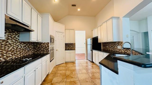 Building Photo - 17712 River Chase Dr