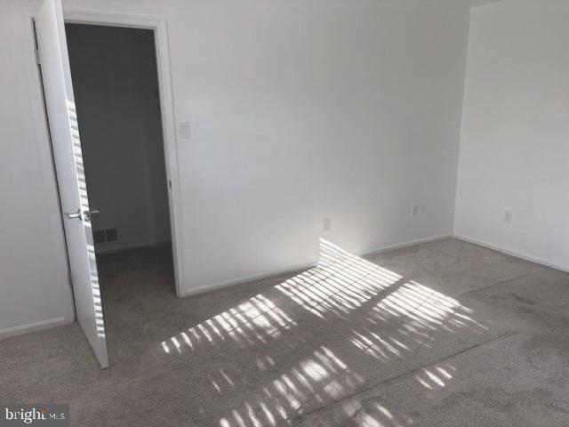 Building Photo - 27 Pickwick Pl