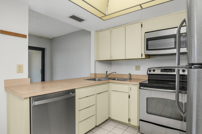 Building Photo - 1706 Bald Eagle Dr