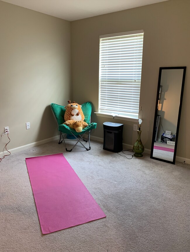 3rd bedroom - 2390 Mill Rd