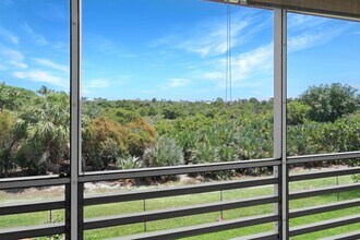 Building Photo - 717 S US Hwy 1