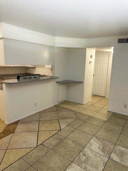 Building Photo - 4961 Apollostar Ct