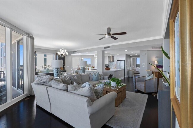 Building Photo - 5823 Bowen Daniel Dr