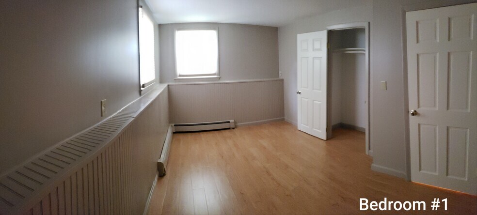 front bedroom - 87 Cheryl Ln