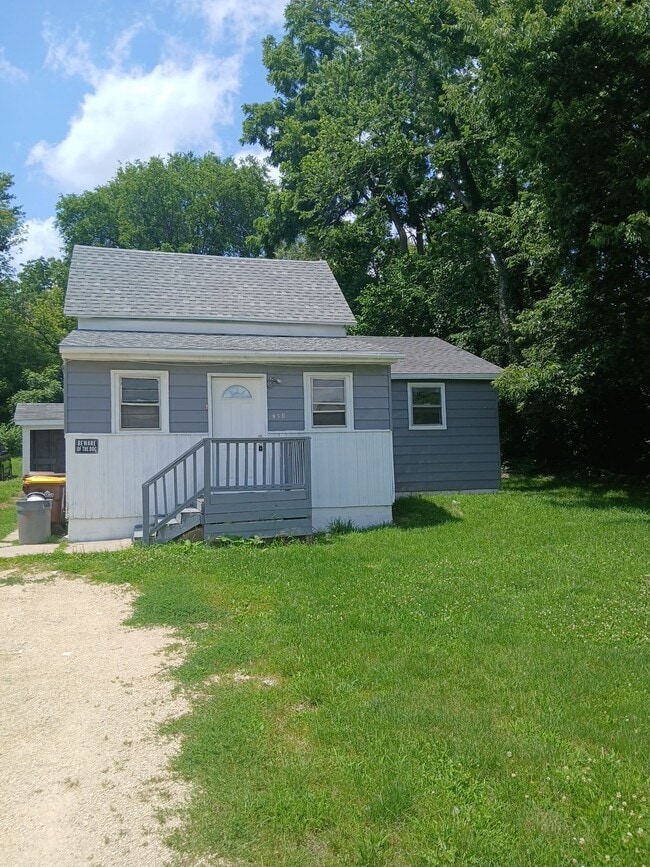 Building Photo - 437 N Horace Ave