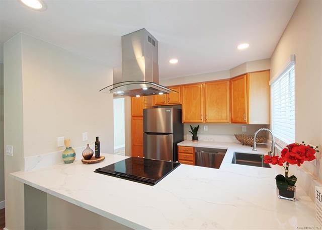 Building Photo - 4829 Bella Pacific Row