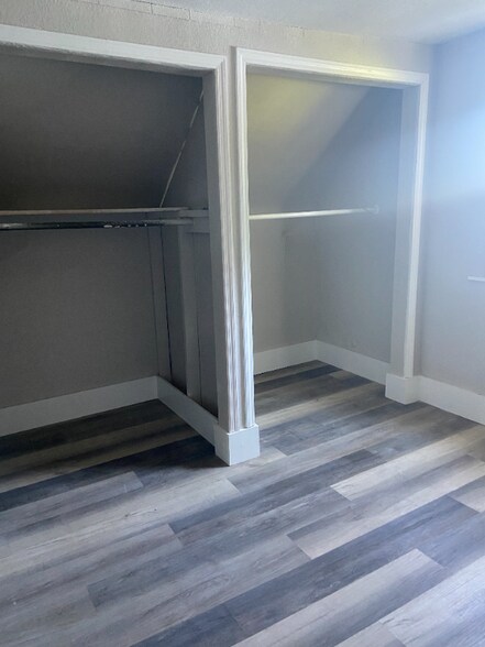 Building Photo - 531 S Meridian St