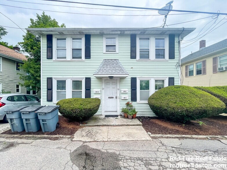 Building Photo - 19 Town Hill St