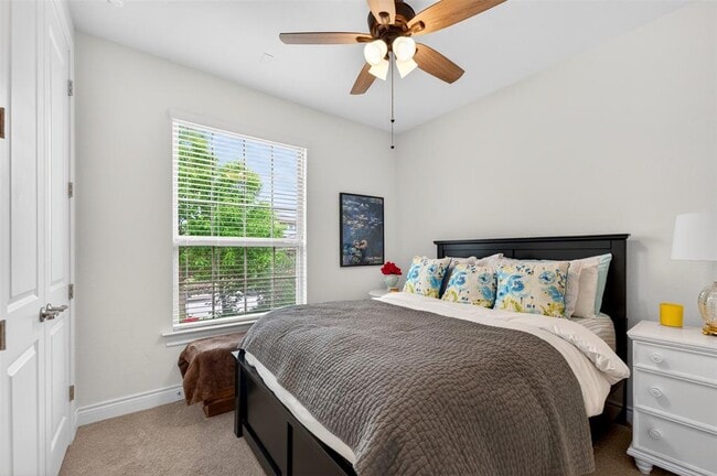 Building Photo - 609 Anfield Cir