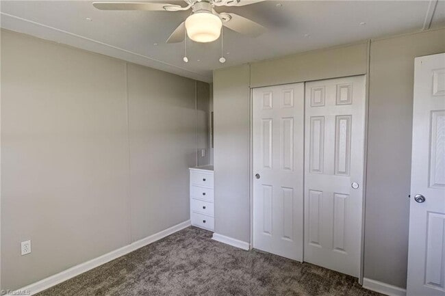 Building Photo - 5947 Julian Airport Rd