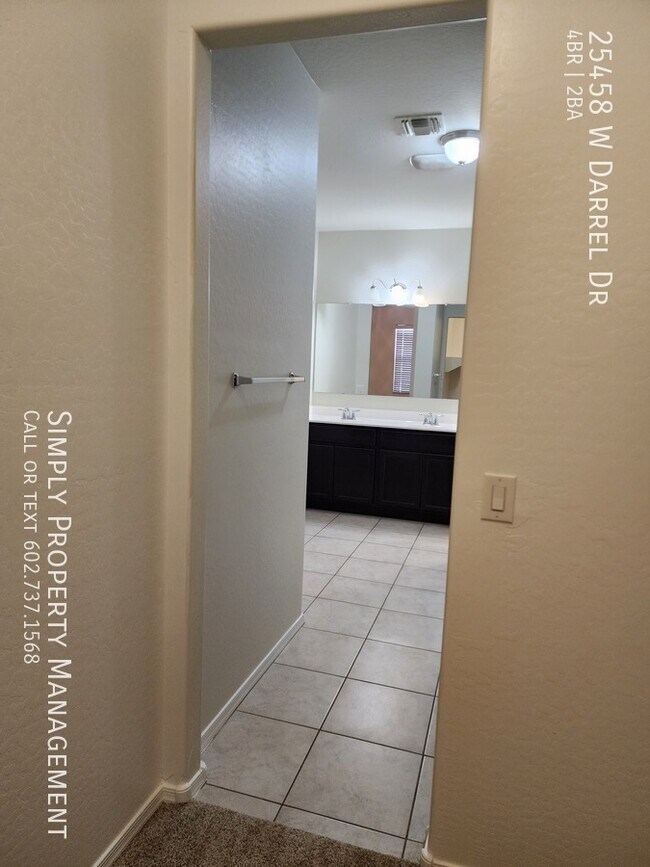Building Photo - 25458 W Darrel Dr