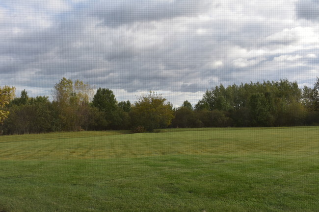 Building Photo - 34048 N White Oak Ln