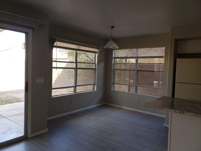 Building Photo - 1782 W Springfield Way