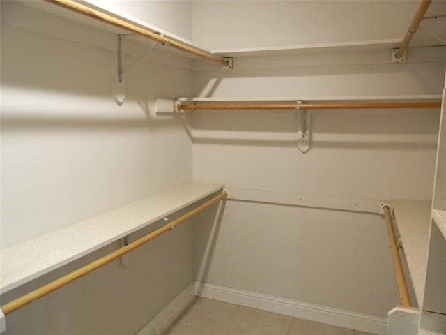Building Photo - 416 Roland Dr