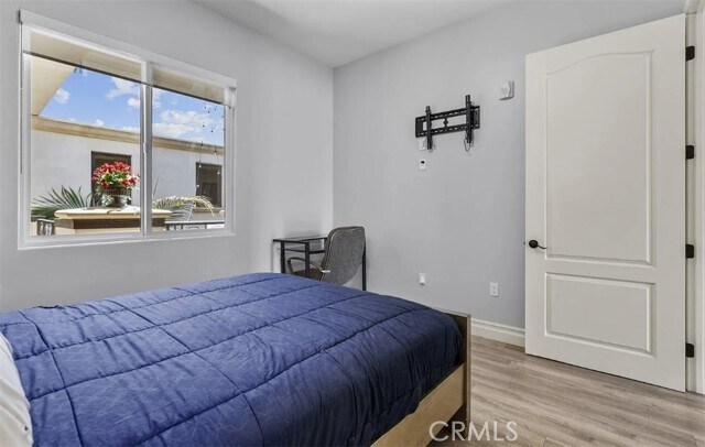 Building Photo - 201 N Reese Pl