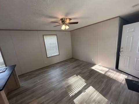 Building Photo - 1083 IN-2