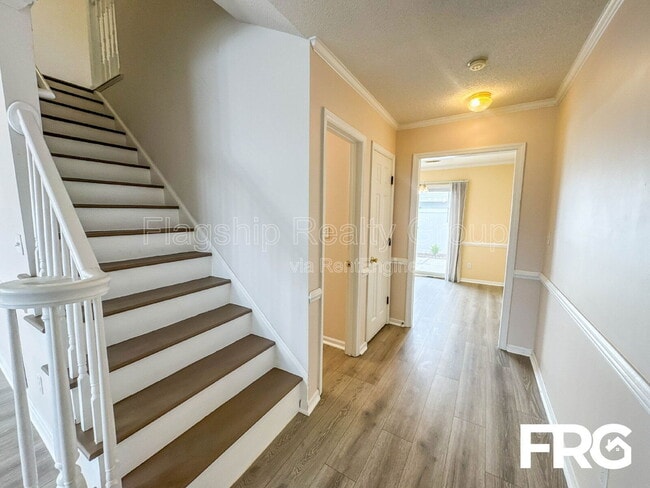 Building Photo - 3908 Sterling Pointe Dr