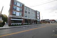 Building Photo - 629 Washington St