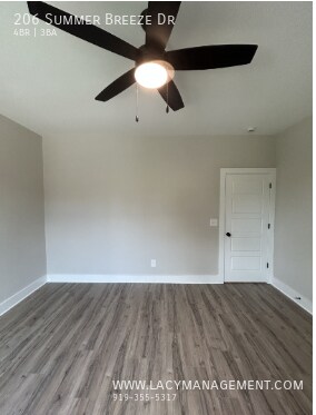 Building Photo - 206 Summer Breeze Dr