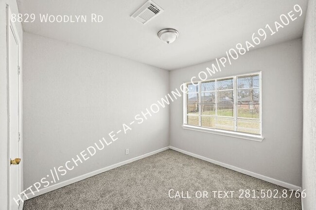 Building Photo - 8829 Woodlyn Rd