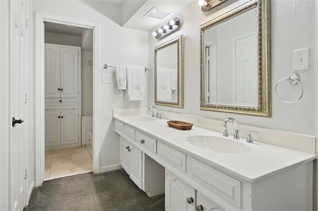 Building Photo - 10504 Berry Knoll Dr