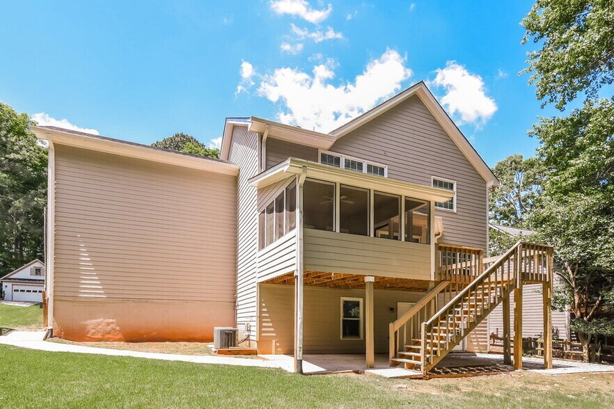 Building Photo - 4118 Huntcliff Dr