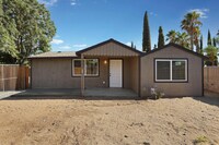 Building Photo - 528 Joseph Rd