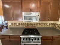Building Photo - 4 Bedroom in Paso Robles - Dog Friendly!