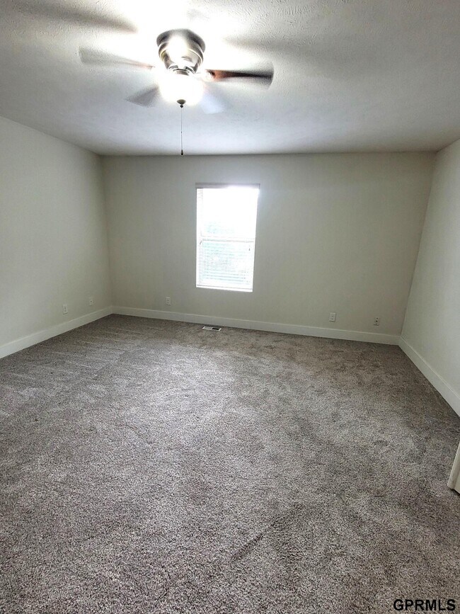 Building Photo - 16402 Iske Dr