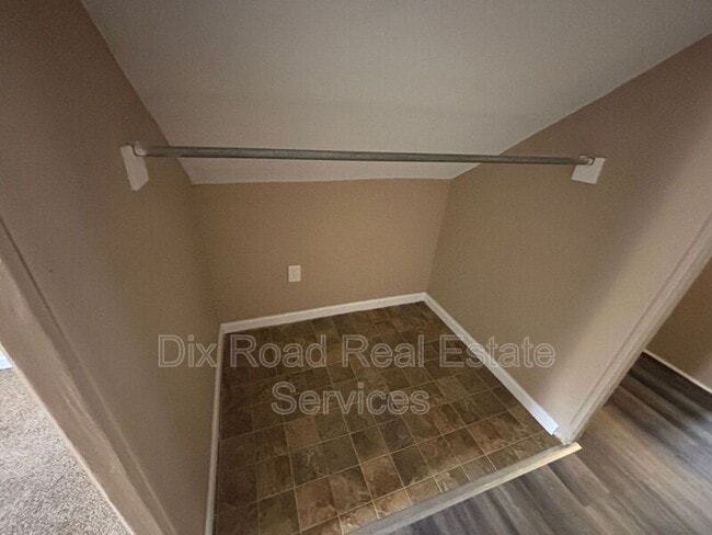 Building Photo - 2701 Tylersville Rd
