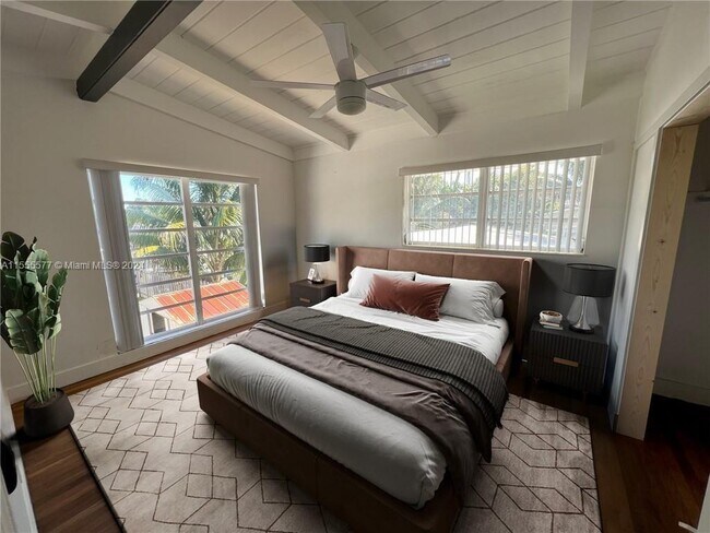 Building Photo - 2518 Key Largo Ln