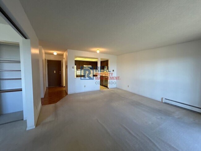 Building Photo - 13902 E Marina Dr