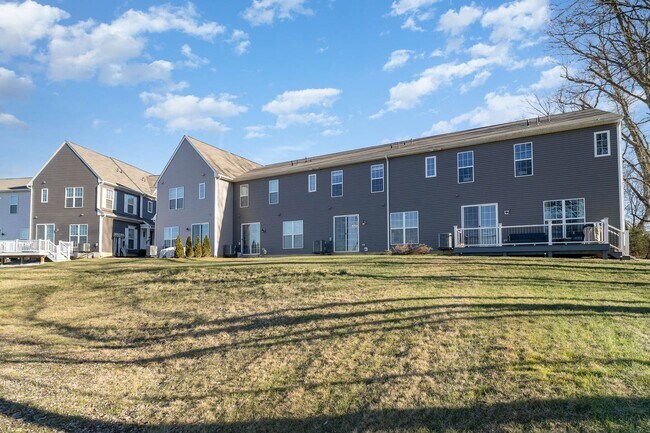 Building Photo - 3275 Katie Wy