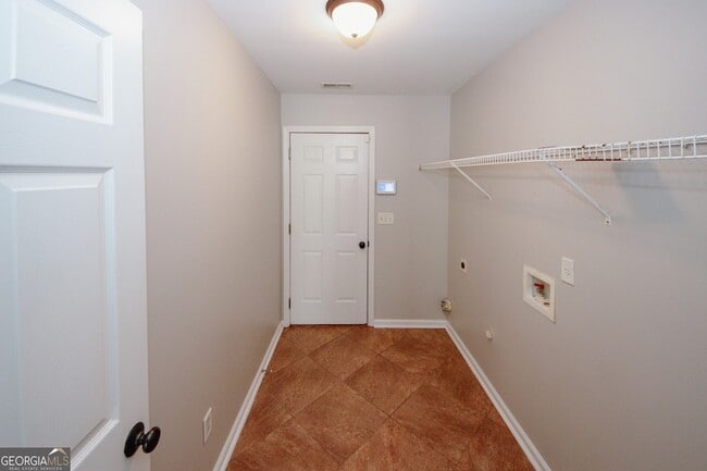 Building Photo - 7000 Lunar Blue Way