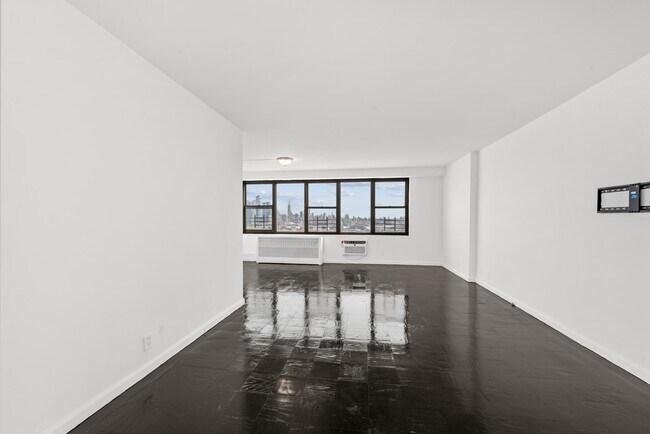 Building Photo - 500 Central Ave