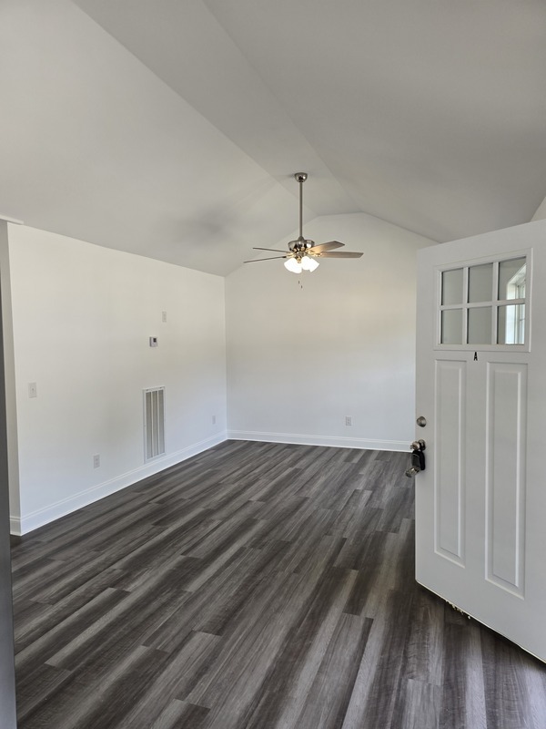 Building Photo - 188 Silas Wy