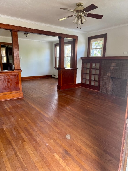 Building Photo - 1629 Old Brodhead Rd