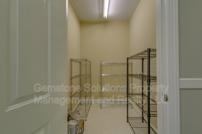 Building Photo - 3201 Aspen Grove Dr