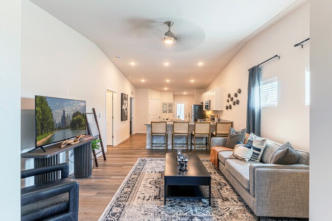 Building Photo - 147 Spartan Circle
