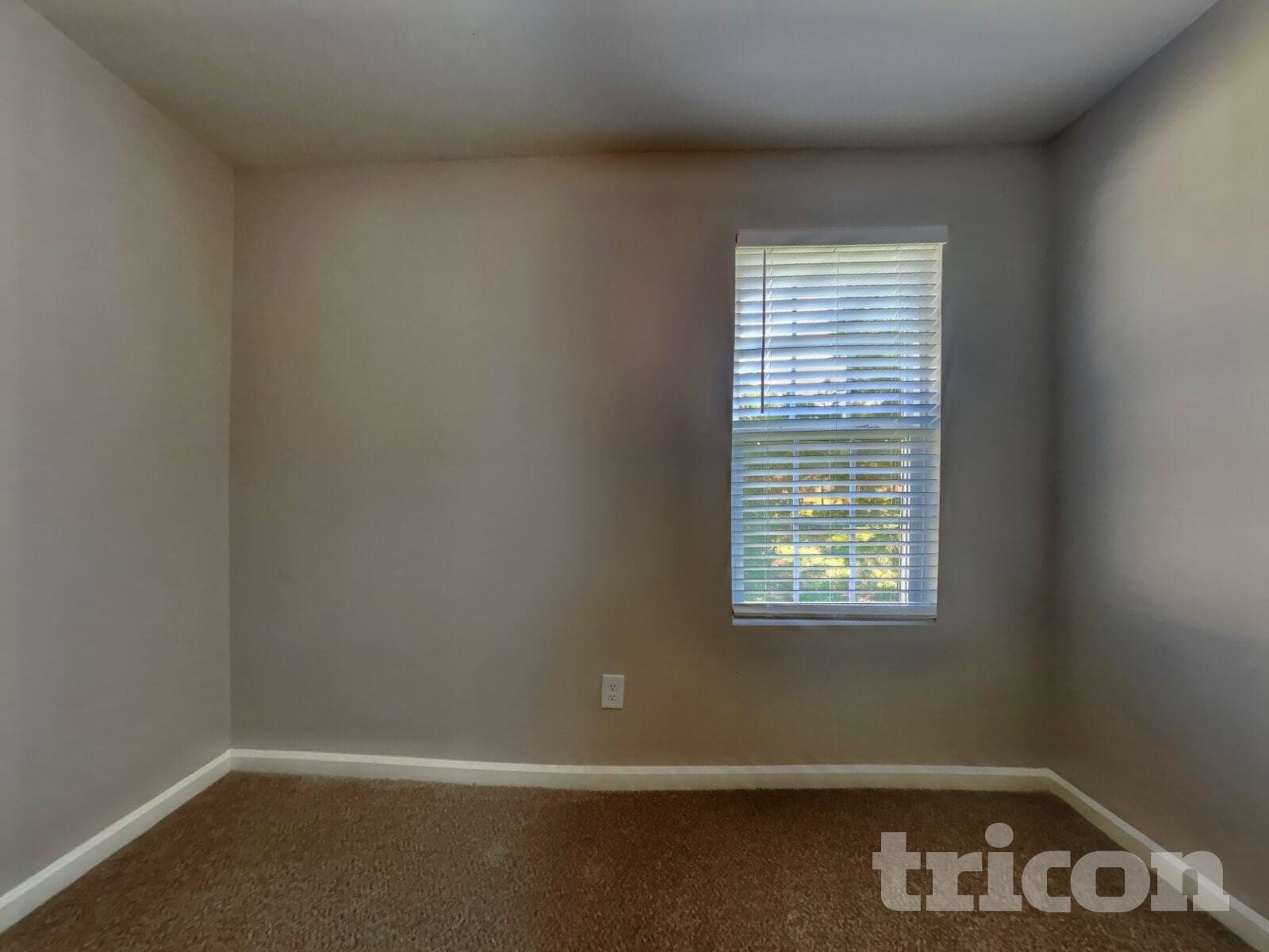 Building Photo - 507 Menlo Pk Rd