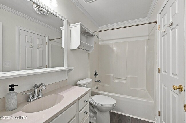 Building Photo - 413 Palmetto St
