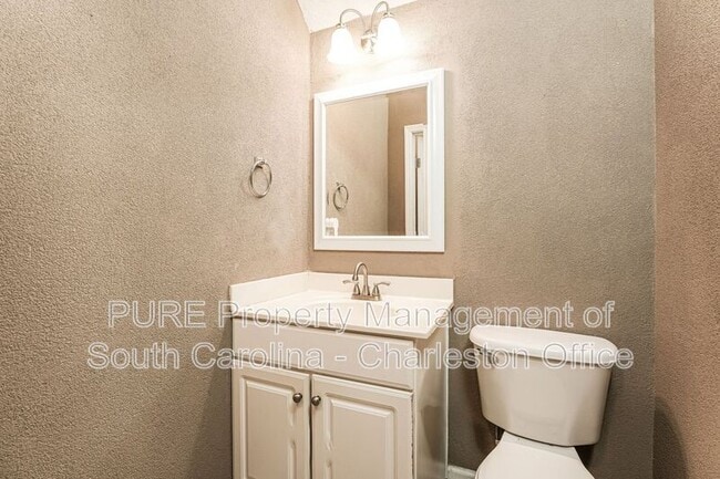 Building Photo - 3891 Four Poles Park Dr