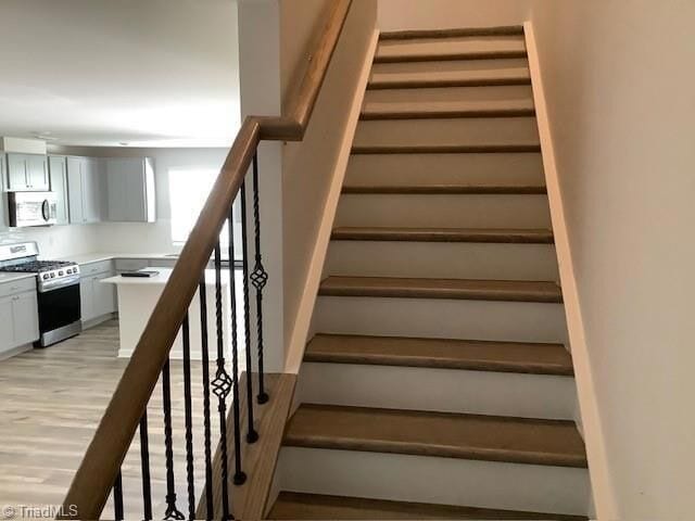 Building Photo - 136 Plumtree Ct