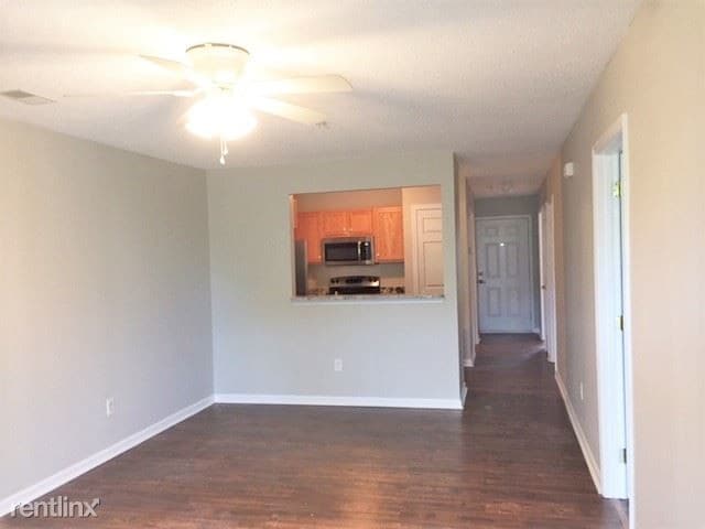 Building Photo - 5110 Scarsdale Ave