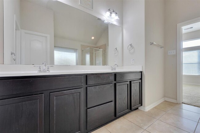 Building Photo - 2403 Snowy Egret Drive