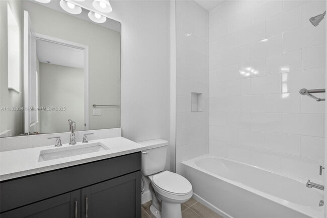 Building Photo - 13674 Spruce Pne Dr
